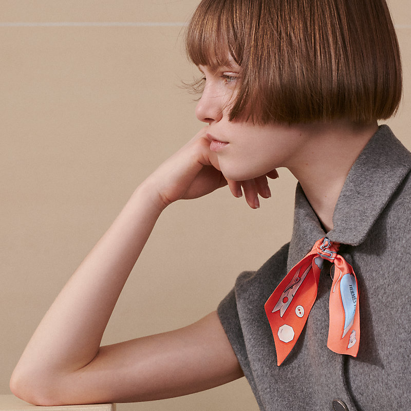 HERMES ツイリー イン・ザ・ポケット ベージュ×オレンジ×サーブル 美品